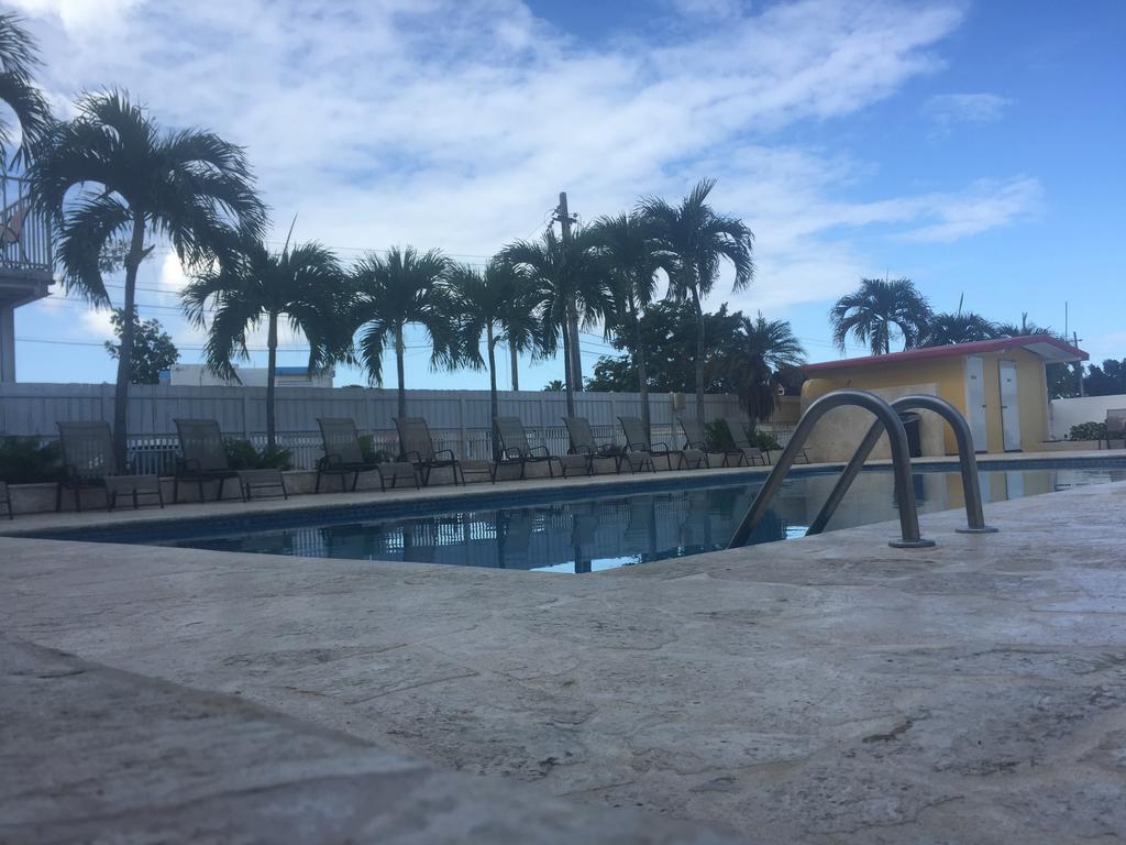 Arecibo Inn מראה חיצוני תמונה