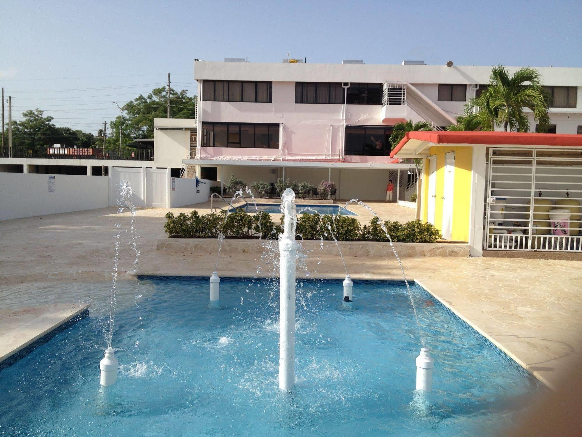 Arecibo Inn מראה חיצוני תמונה