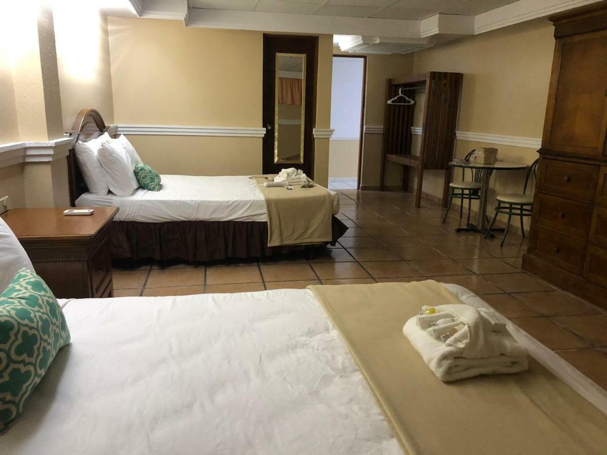 Arecibo Inn מראה חיצוני תמונה