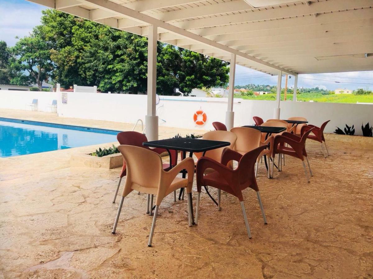 Arecibo Inn מראה חיצוני תמונה